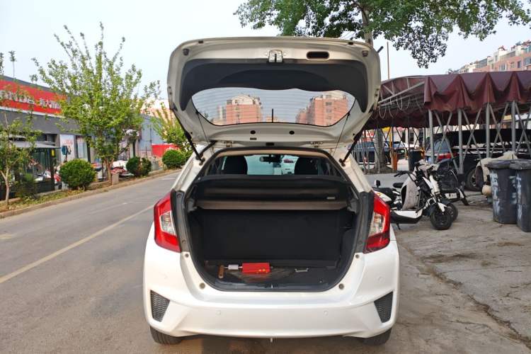 Used Honda Fit 2016 1.5L LX CVT Comfort Model Trunk