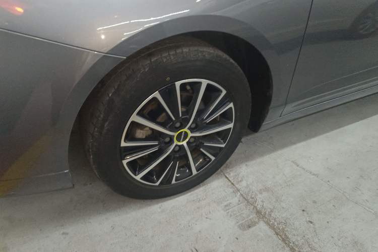 Used Roewe i5 2021 1.5L Manual Platinum Edition
