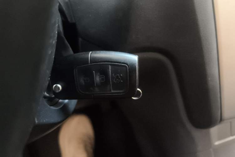 Used Ford Focus 2013 Hatchback Classic 1.8L Automatic Base Model