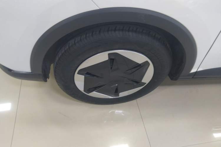 Used Geometry E Firefly 2024 301km Starlight