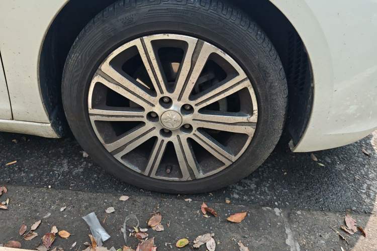 Used Peugeot 408 2015 1.2T Automatic Luxury Edition Exterior 1