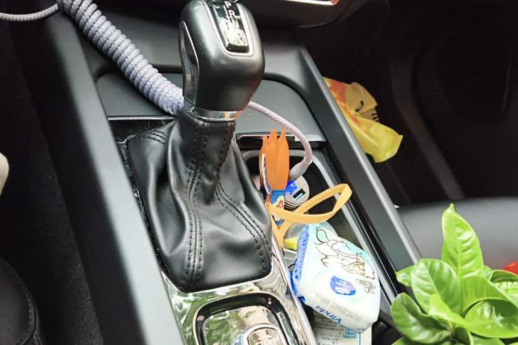 Used Volvo XC60 2019 T5 4x4 Zhiyuan Edition China VI Standard Gear Lever