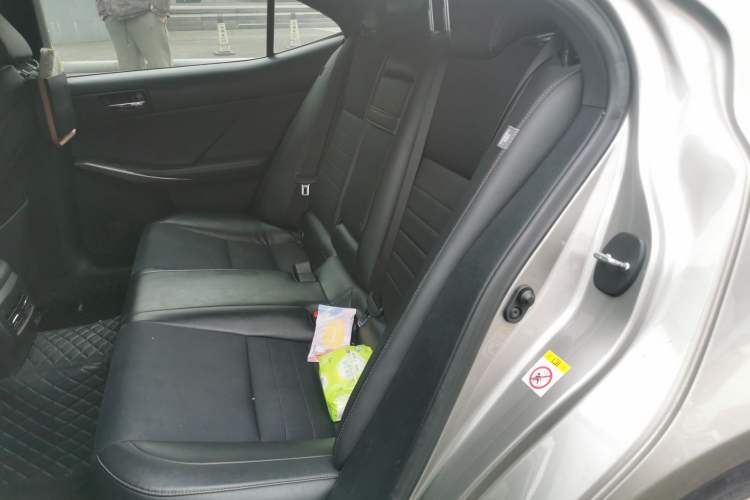 Used Lexus IS 2015 200t F SPORT