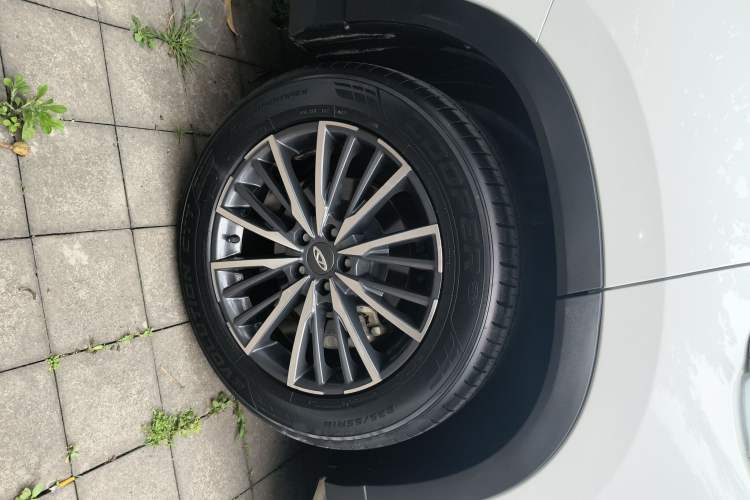 Used Chery Tiggo 8 PLUS 2021 290TGDI DCT Haoting Edition+ Right Rear Wheel Hub