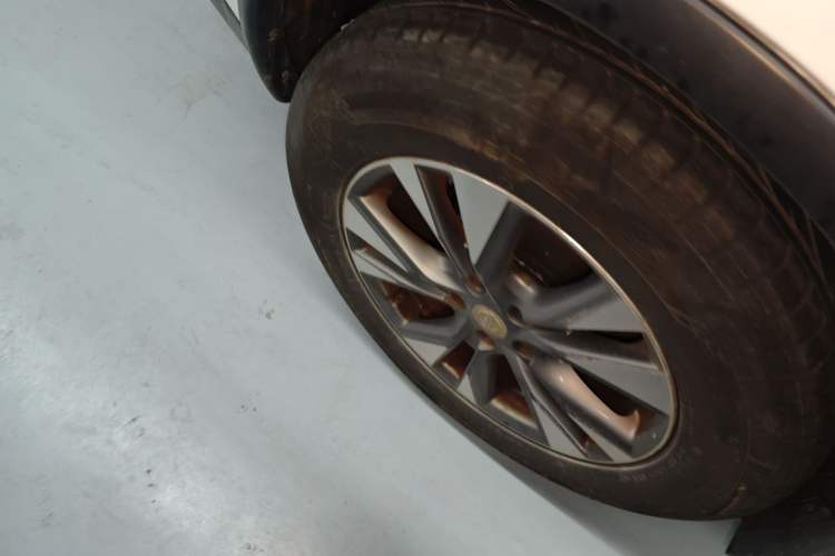 Used Nissan Murano 2015 2.5L XL NAVI Two-Wheel Drive Smart Edition Right Rear Wheel Hub