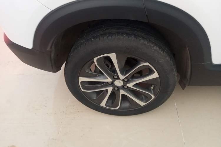 Used Buick Encore 2021 332T CVT Elite Edition Right Rear Wheel Hub