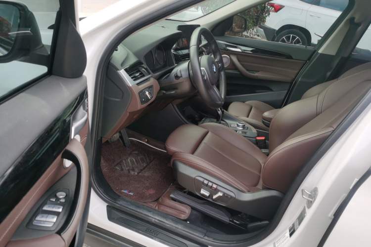 Used BMW X1 2022 sDrive25Li Leading Model Left Front Seat