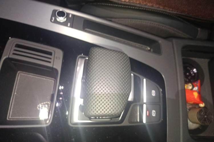 Used Audi Q5L 2024 40 TFSI Fashion Dynamic Model
