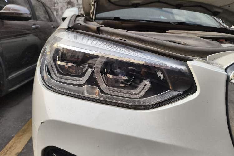 Used BMW X3 2021 Facelift xDrive25i Luxury Package Right Front Headlight