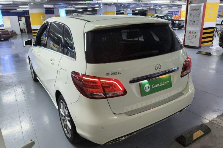 Used Mercedes-Benz B-Class 2015 B 200 Sport Edition