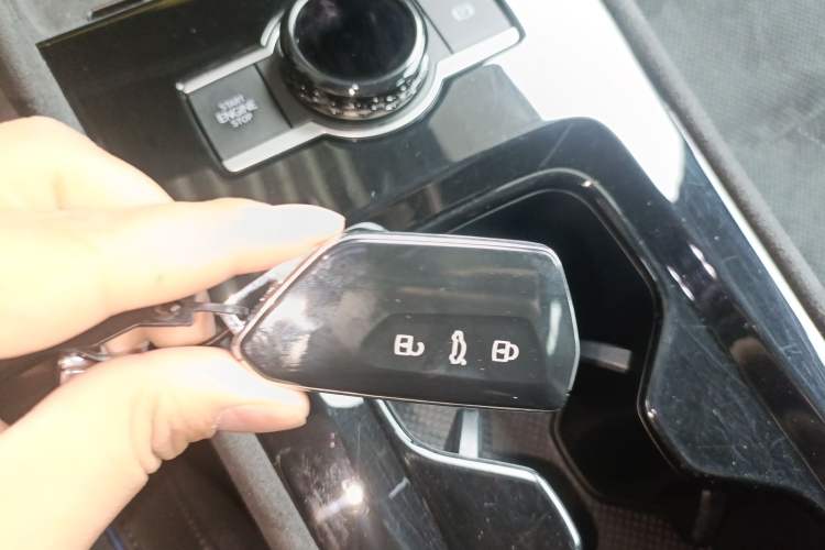 Used Volkswagen Tiguan L 2024 PRO 380TSI Four-Wheel Drive R-Line Prestige Edition
