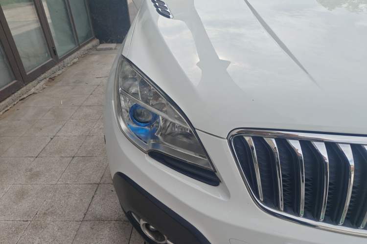 Used Buick Encore 2015 1.4T Automatic Two-Wheel Drive Urban Leading Model Right Front Headlight