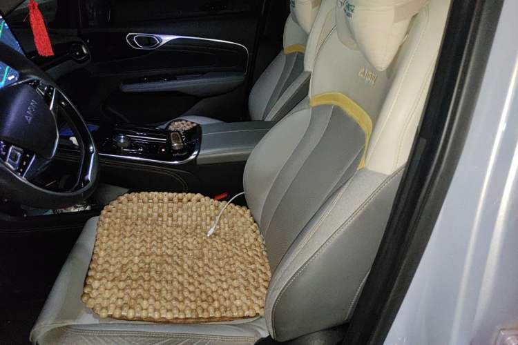 Used AION V 2021 Plus 70 Super Fast Charging Version Ternary Lithium