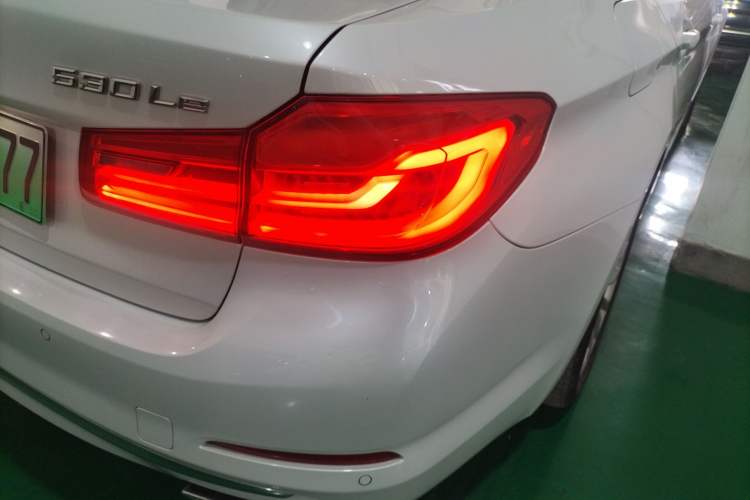 Used BMW 5 Series New Energy 2020 Mileage Upgrade Version 530Le Luxury Package