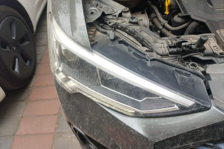 Used Audi Q3 Sportback 2022 40 TFSI Fashion Model Right Front Headlight