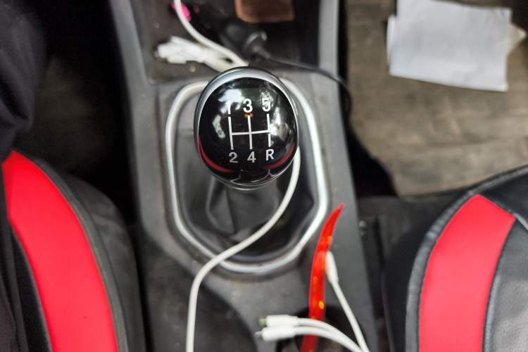 Used FAW Senya R7 2017 1.6L Manual Luxury Model
