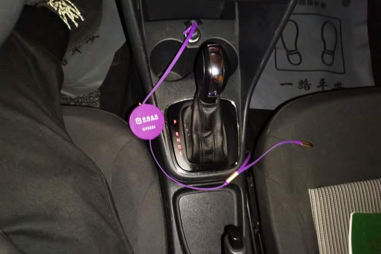 Used Volkswagen Polo 2016 1.4L Automatic Trendy Model Gear Lever