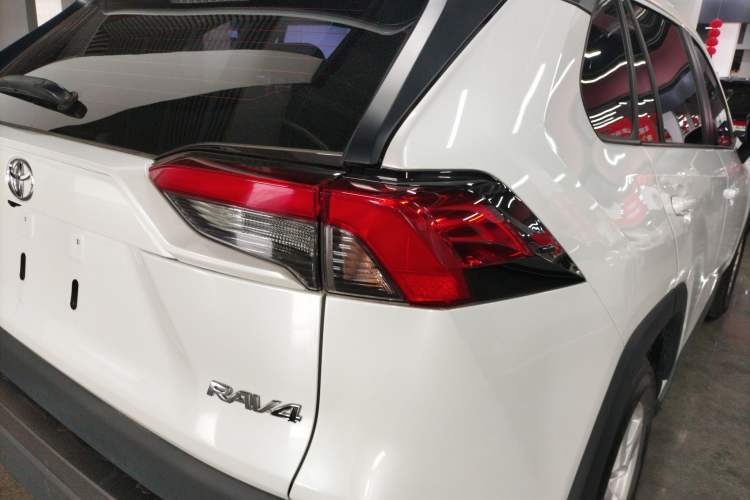 Used Toyota RAV4 2024 2.0L CVT Two-Wheel Drive Urban Edition