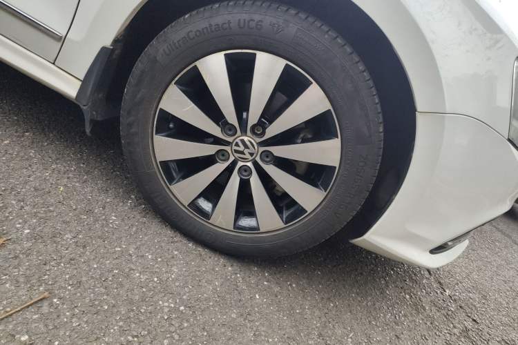 Used Volkswagen Sagitar 2015 230TSI Automatic Luxury Model