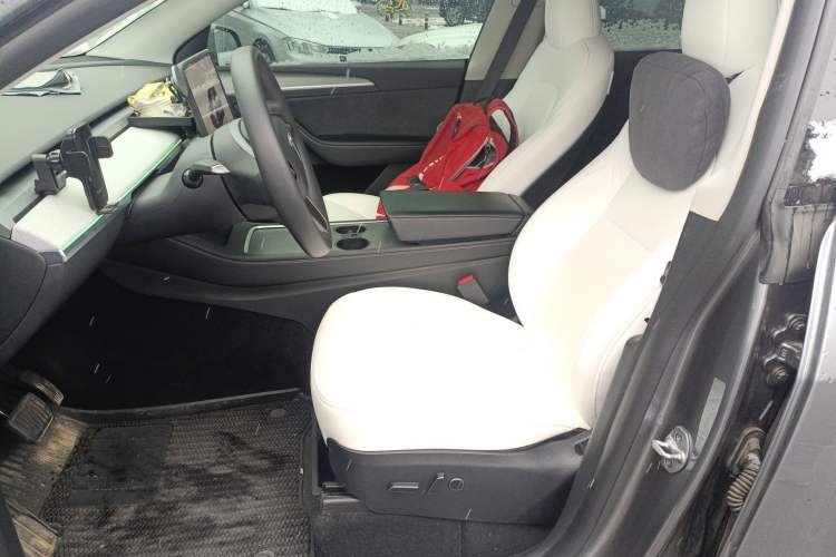 Used Tesla Model Y 2024 Rear-Wheel-Drive Version
