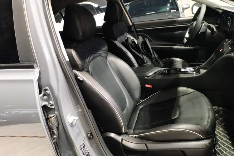 Used Hyundai Mistra New Energy 2021 LUX Premium Edition