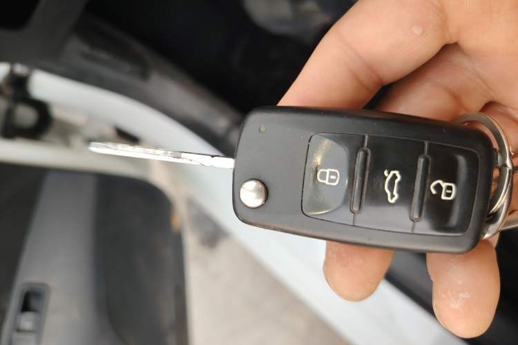 Used Volkswagen Jetta 2019 Dream Edition 1.4L Manual Fashion Version
