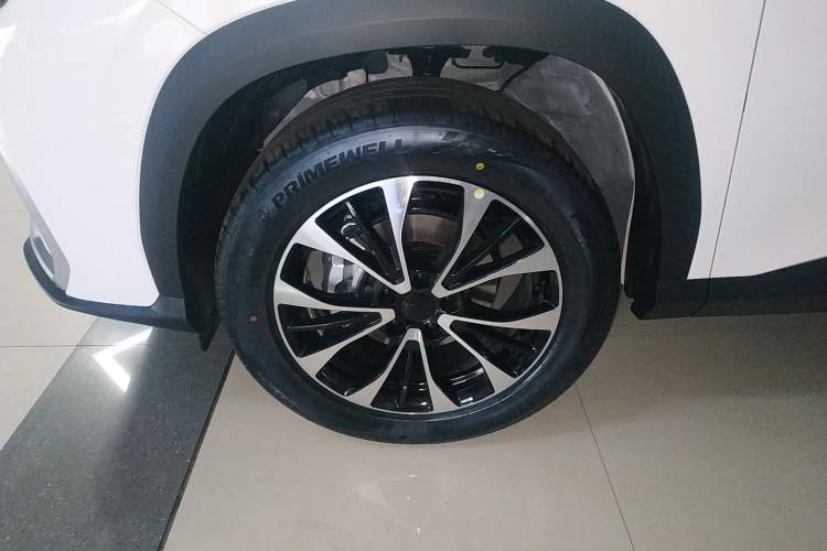 Used Geely Auto Emgrand X7 Sport 2026 Model 1.5TD Aspirational Left Front Wheel Hub