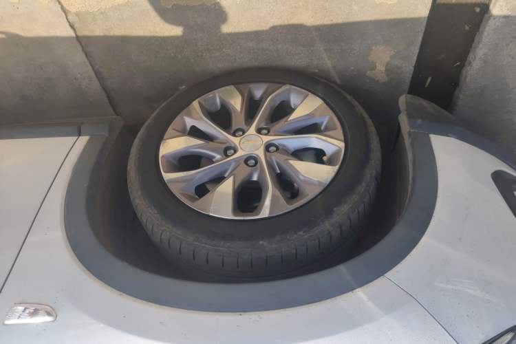 Used Chevrolet Orlando 2019 530T Automatic Mickey Custom Edition (5+2 Seats) – China VI Standard