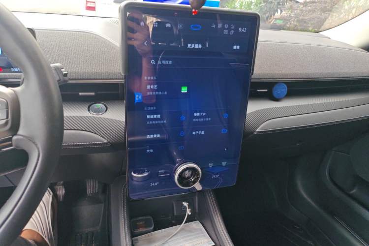 Used Ford Mustang Mach-E 2021 AION Y Plus Rear-Drive Luxury Edition (Long Range) Audio And AC Panel