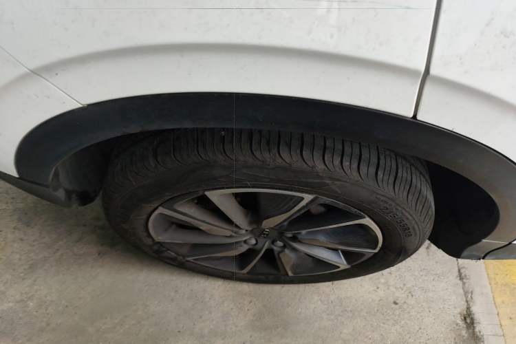 Used Geely Auto Coolray New Energy 2020 1.5T ePro Super Right Rear Wheel Hub