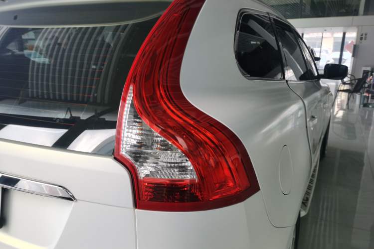 Used Volvo XC60 2017 T5 AWD Smart Upgrade Model