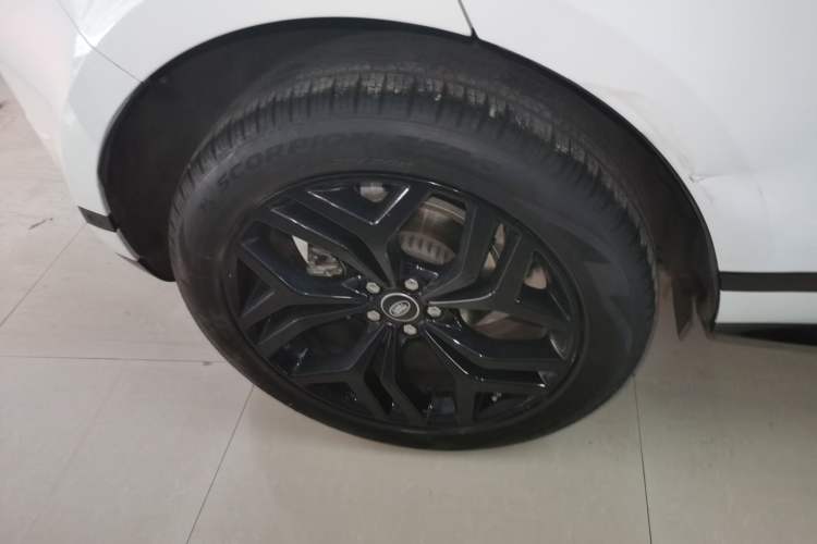 Used Land Rover Range Evoque 2020 249 PS R-DYNAMIC S Black Edition Sport Version
