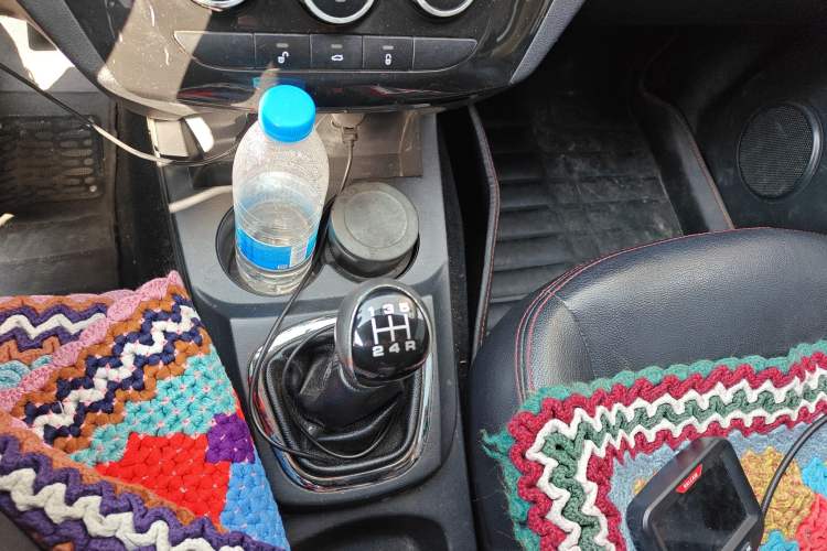 Used Lifan Auto Letu 2015 1.5L S Base Version Gear Lever