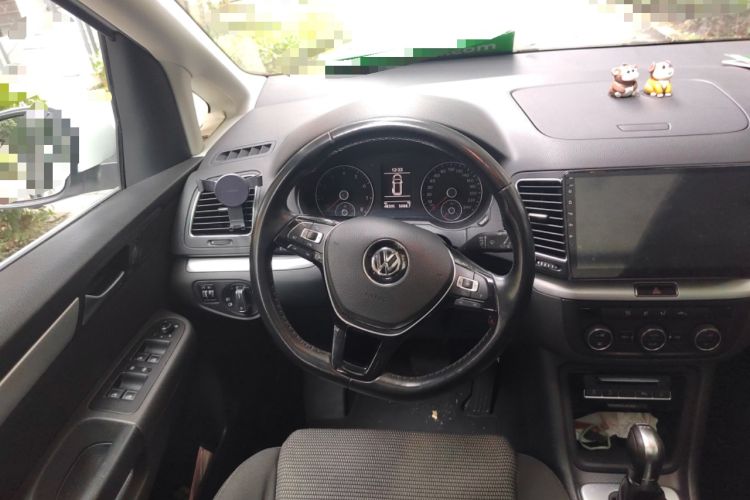 Used Volkswagen Sharan 2016 280TSI Enjoyment Model 7-Seater