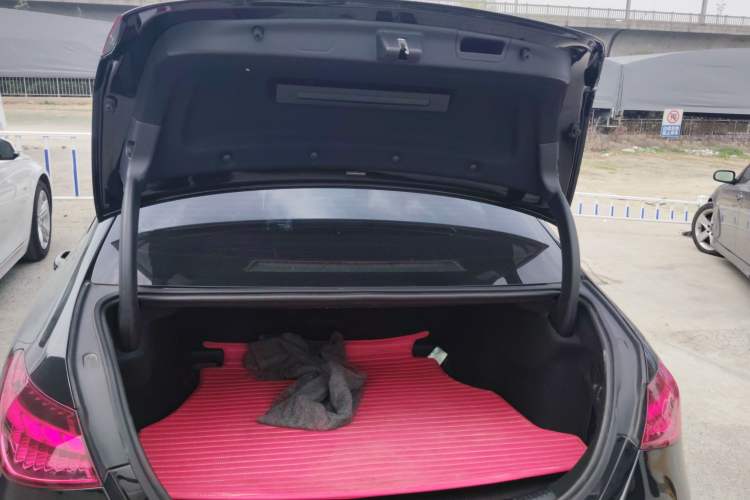 Used Mercedes-Benz C-Class 2022 C 260 L
