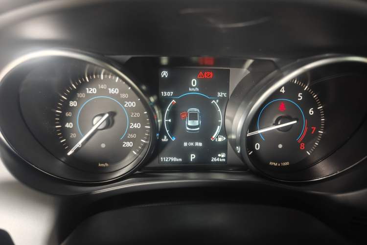 Used Jaguar F-PACE 2019 2.0T Four-Wheel Drive Urban Luxury Edition Instrument Cluster