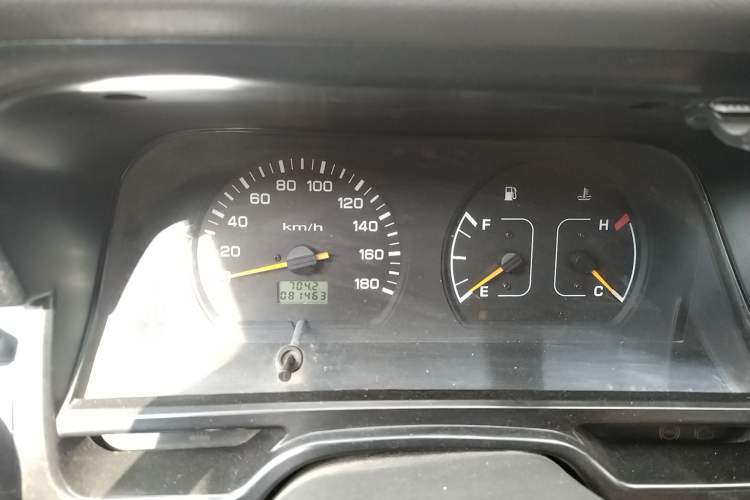 Used Jinbei Hiace 2018 2.0L Fifth-Generation Express Standard Version Extended High-Roof 6-Seater V19S