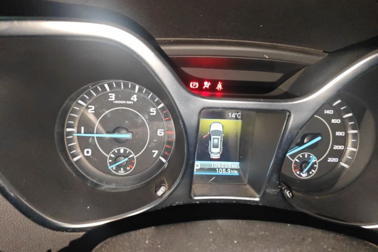 Used JMC Yusheng S330 2016 1.5L GTDi Automatic Two-Wheel Drive Fashion Edition Instrument Cluster