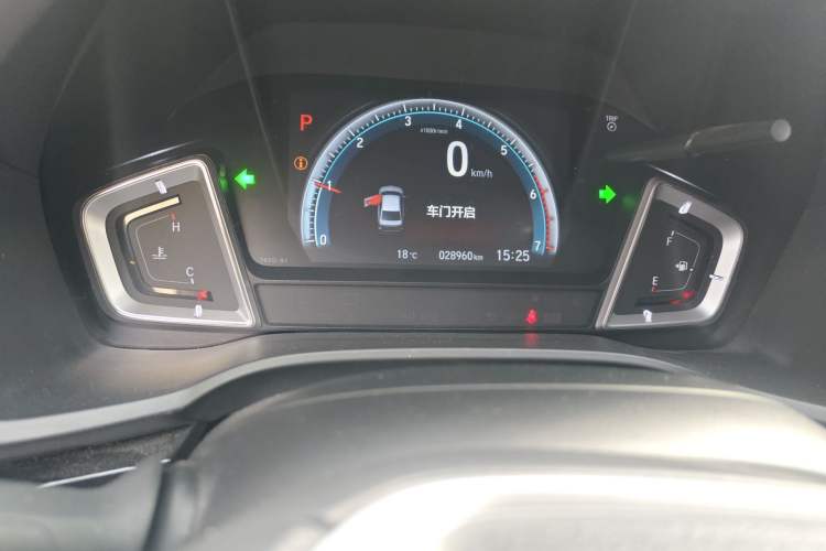 Used Honda Crider 2022 180Turbo CVT Luxury Edition Odometer Close Up