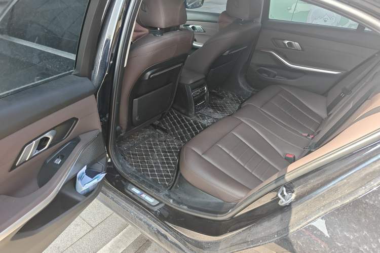 Used BMW 3 Series 2021 Second Facelift 320Li M Sport Package Left Rear Seat