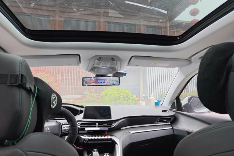 Used Peugeot 5008 2017 380THP 7-Seater Luxury Edition Headliner