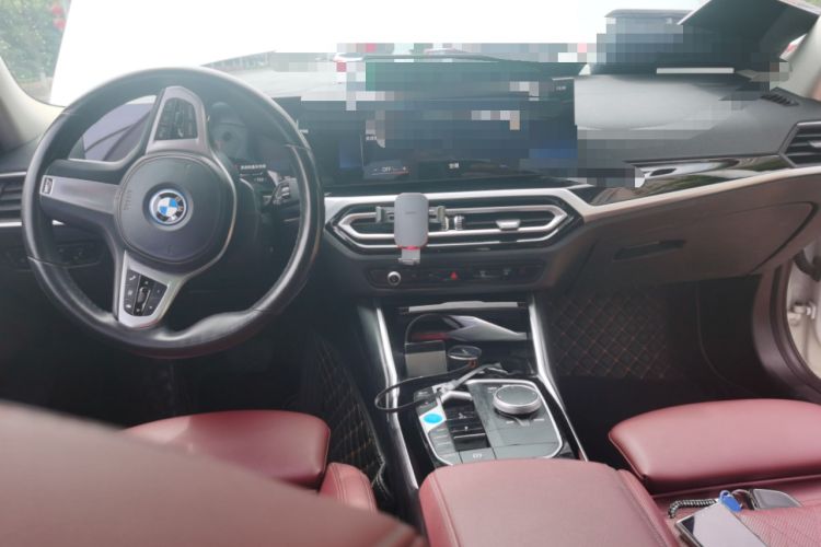 Used BMW i3 2022 eDrive 35 L

