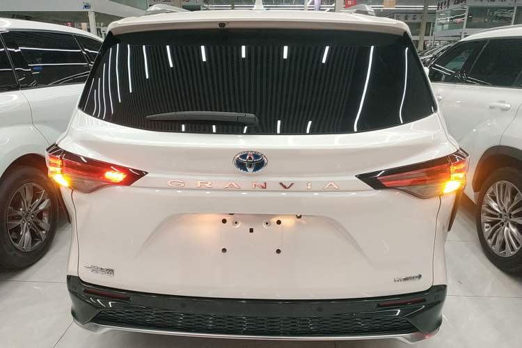 Used Toyota Granvia 2022 2.5L Hybrid Premium Edition Rear