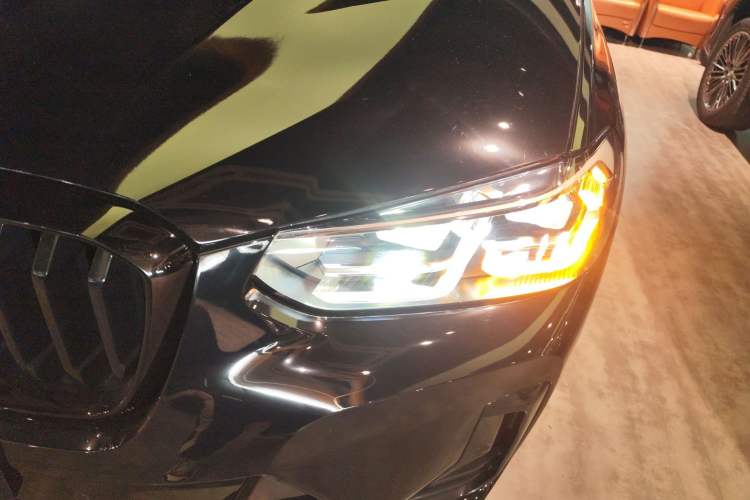 Used BMW X3 2022 xDrive30i Luxury Model M Night Sky Package Left Front Headlight