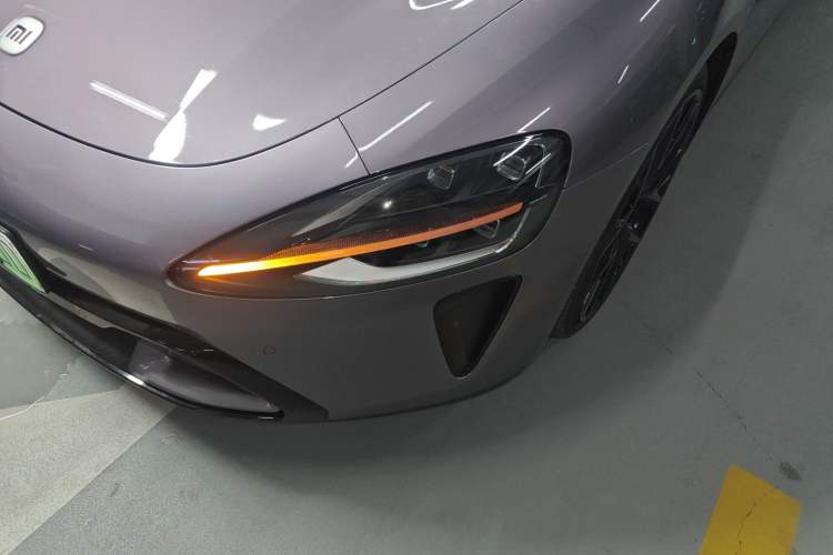 Used Xiaomi Auto SU7 2024 Four-Wheel Drive Ultra-Long Range Advanced Intelligent Driving Max Edition Left Front Headlight