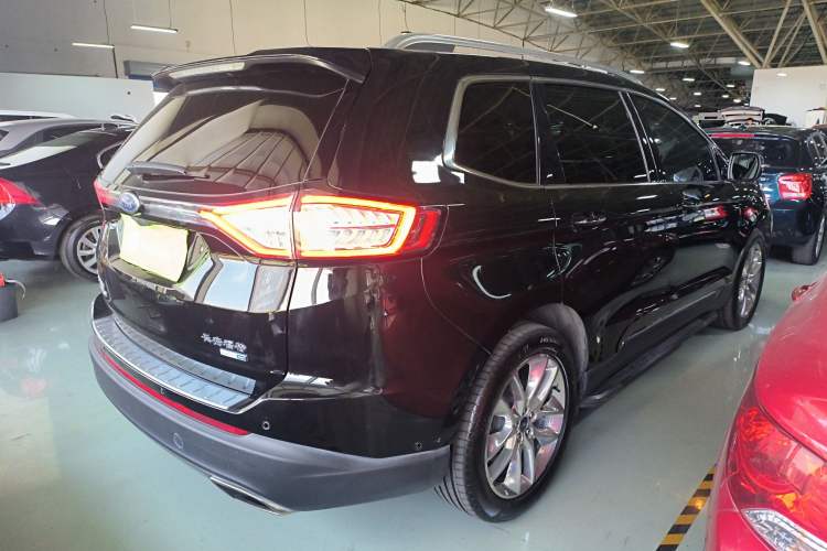 Used Ford Edge 2016 EcoBoost 245 Four-Wheel Drive Titanium 7-Seater