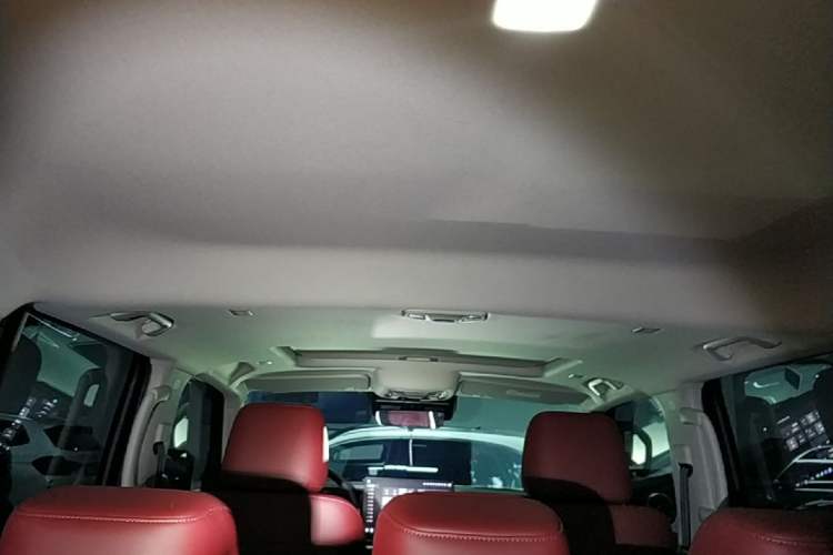 Used Tank 300 2025 2.0T Challenger