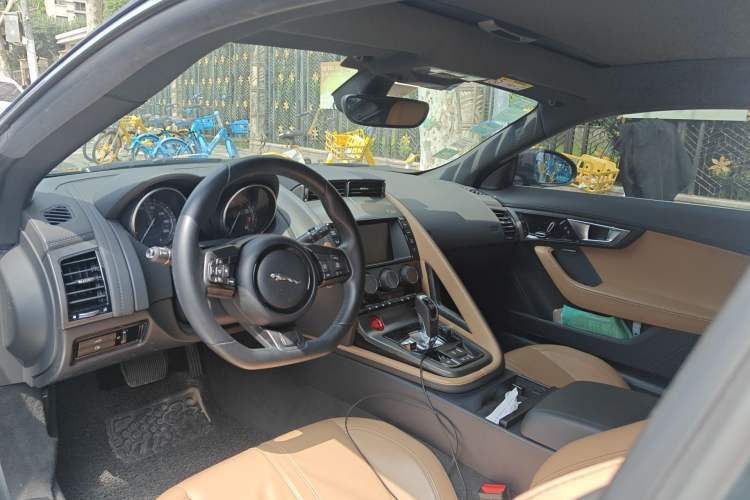 Used Jaguar F-TYPE 2015 3.0 SC S Hardtop Version Headliner