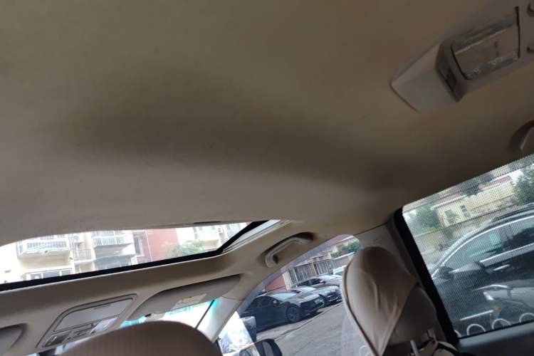 Used BYD M6 2013 2.4L Manual Luxury Model
