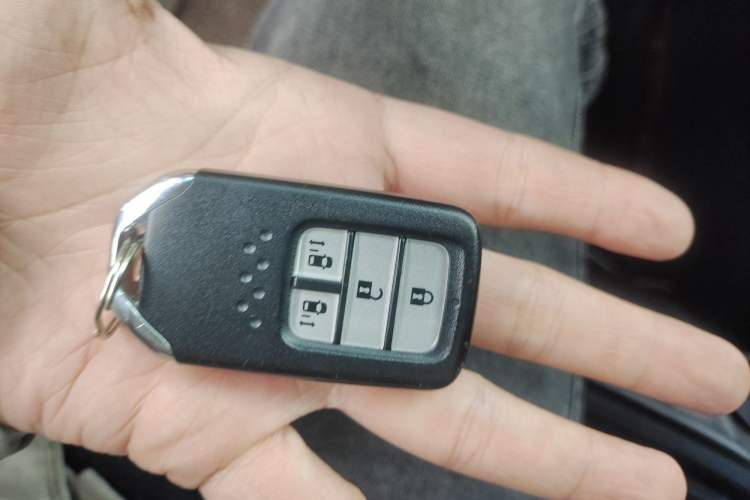 Used Honda Elysion 2016 2.4L Luxury Edition